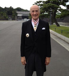 joseph-nye-receives-honor-in-japan_ksgarticlefeature